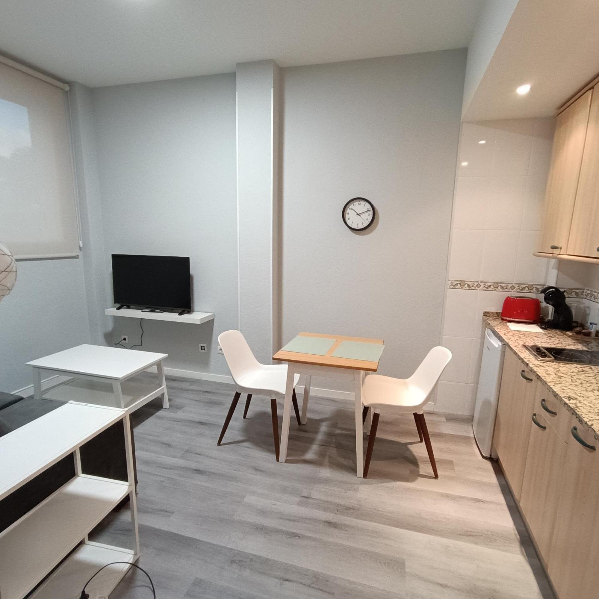 Apartamentos Go Covaresa Parking Gratuito Bajo Disponibilidad Valladolid Exteriör bild